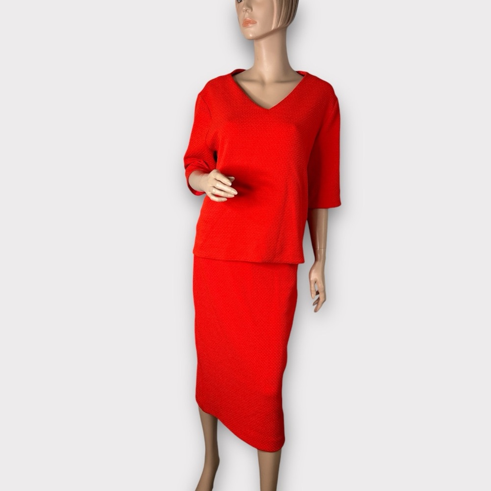 Ann Taylor bright orange red skirt and top set‎